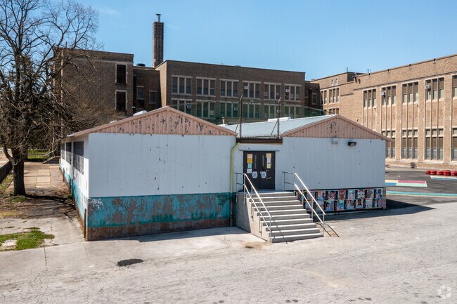 Eleanor C Emlen School extra classrooms