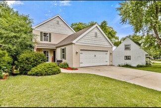 1438 Cleveland Ave, Waukesha, WI 53186