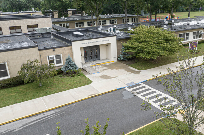 Wing Elementary School is a public school in Islip, NY.