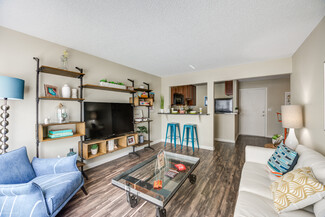 2404 E Nutwood Ave, Fullerton, CA 92831