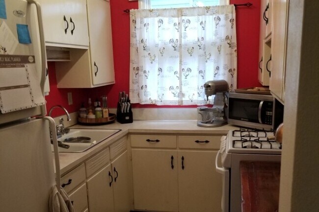 121 7th St unit 121, Ames, IA 50010 - photo 4