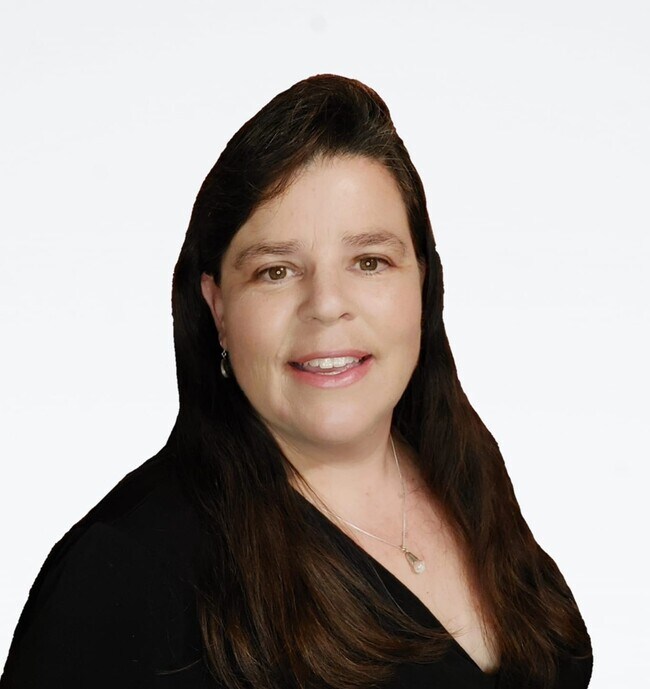 Stephanie Woolfolk