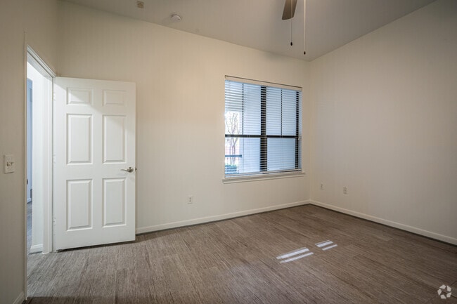 Marquis Enclave, Houston, TX 77002 - photo 5