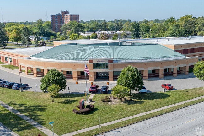 Kids are challenged to excel at Jessie Loomis School.