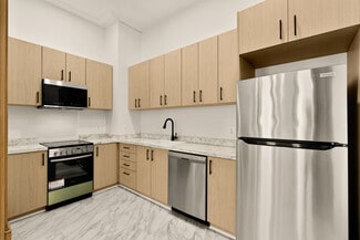 115 S Patrick St, Alexandria, VA 22314