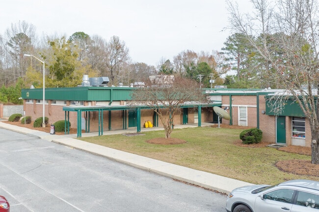 Hopkins Elementary School