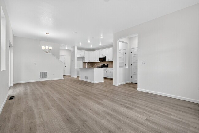 14877 Arbor Blvd W, Thornton, CO 80602 - photo 5