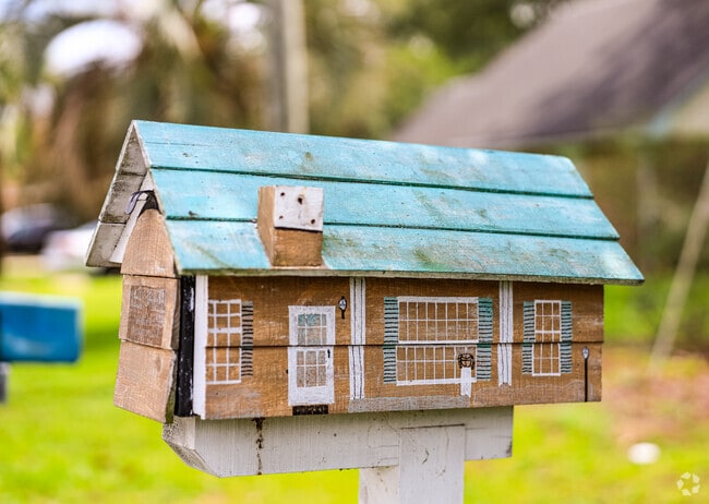 Forest Hills residents take pride in their homes, and some residents decorate their mailboxes.