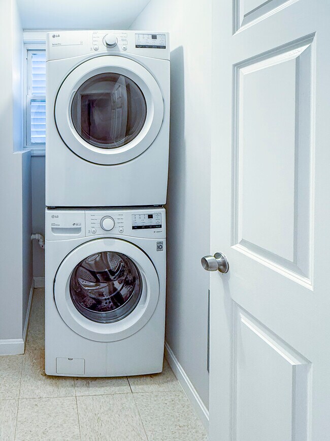 103 Hancock St, Dorchester, MA 02125 - photo 5