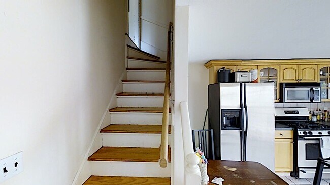 61 Atherton St unit 2, Roxbury, MA 02119 - photo 3