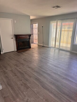 2120 El Domingo Cir, Lancaster, CA 93536