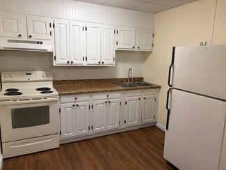 46 School St Unit 3, Johnson, VT 05656