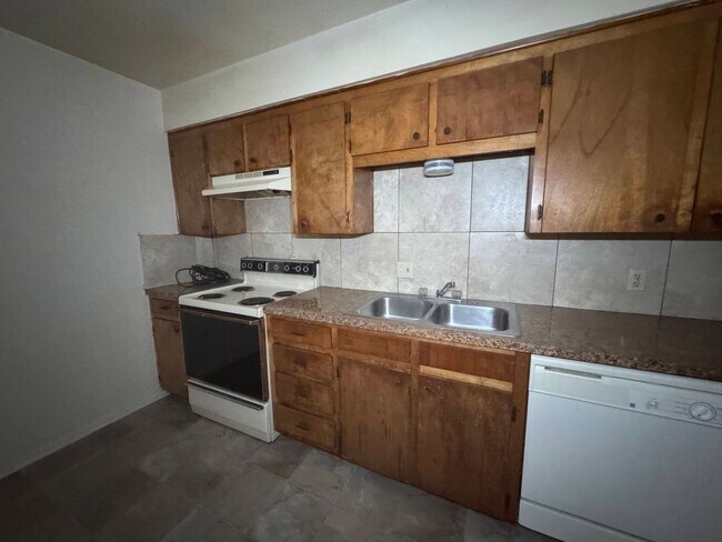 201 W Lincoln Ave unit 9, Copperas Cove, TX 76522 - photo 4