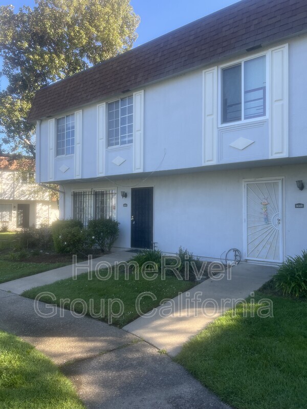 6325 Seyferth Way, Sacramento, CA 95823