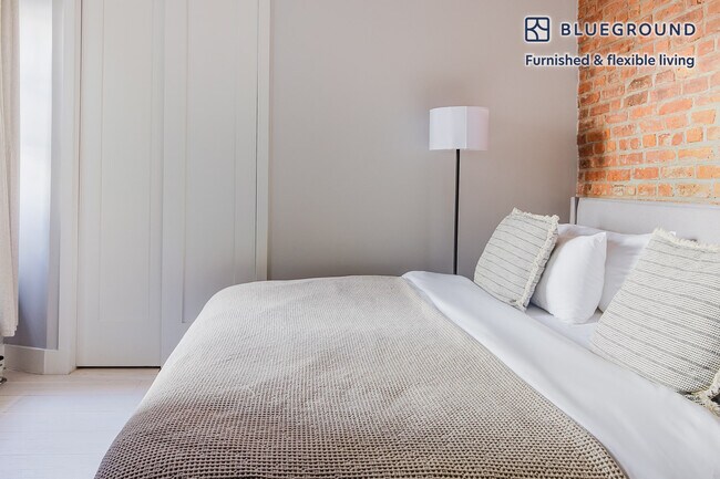 195 Stanton St unit FL4-ID1551, New York, NY 10002 - photo 6