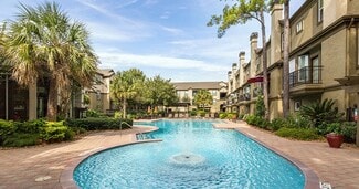 2500 Old Farm Rd, Houston, TX 77063