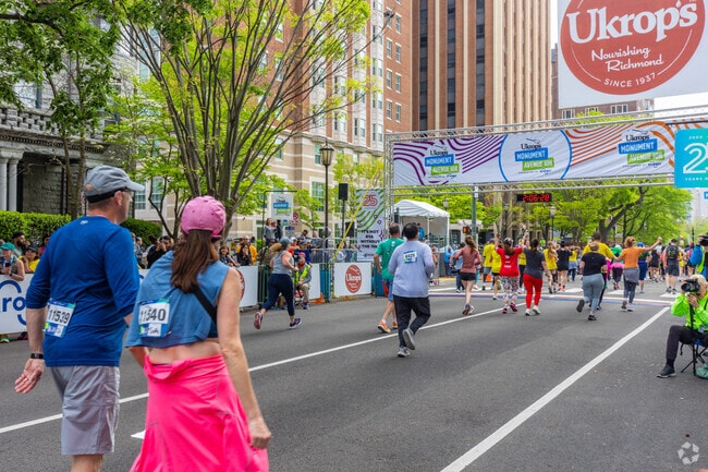 Ukrop's Monument Avenue 10k