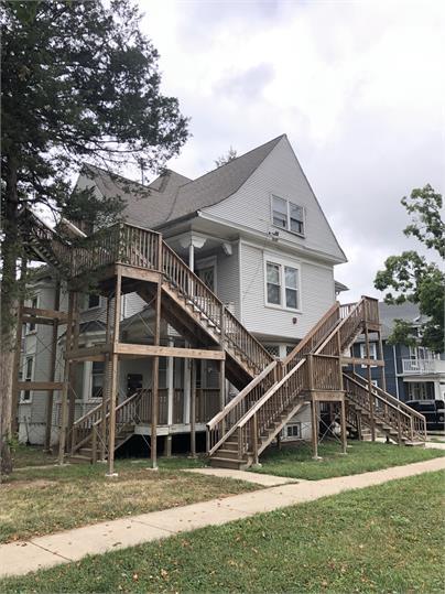 702 W Green St unit 3, Champaign, IL 61820 - photo 2