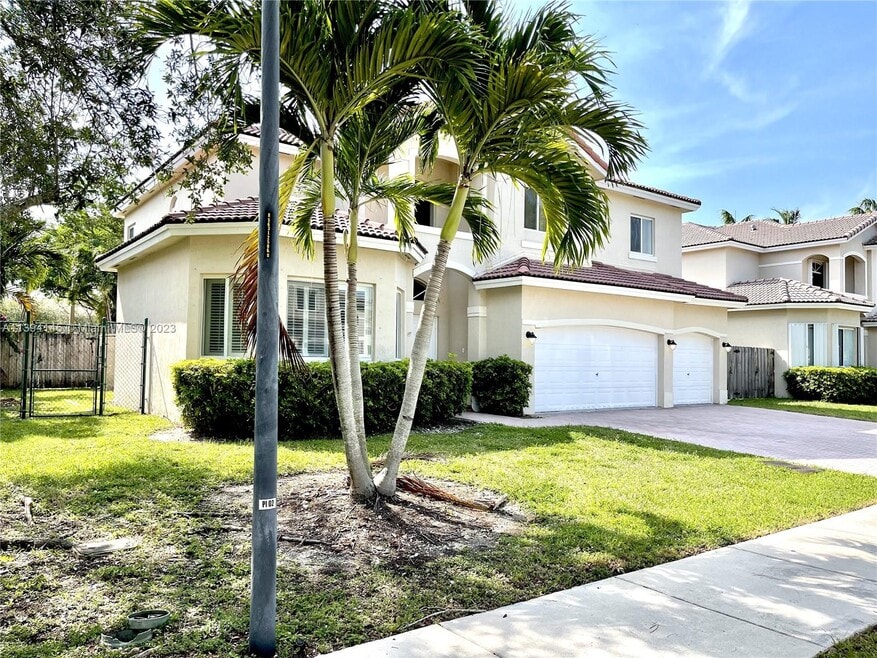 2240 SE 19th Ave, Homestead, FL 33035 - photo 1