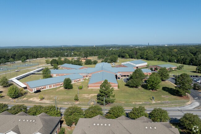 Baker Middle School strives to give a quality education to there students.