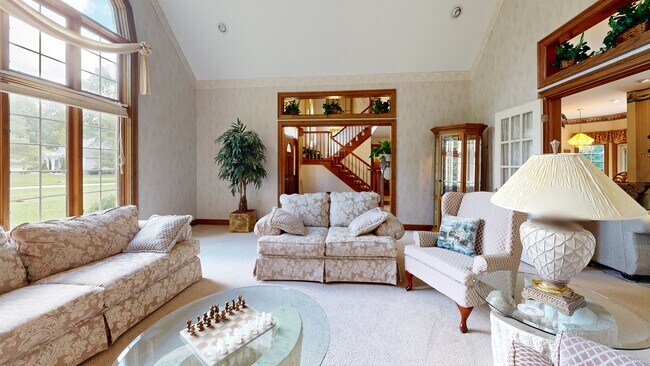 2526 Ashbrook Dr, Ashtabula, OH 44004 - photo 2