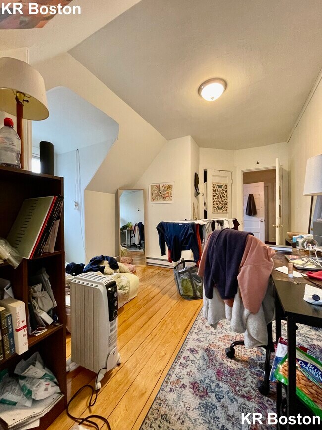 33 Imrie Rd, Allston, MA 02134 - photo 3