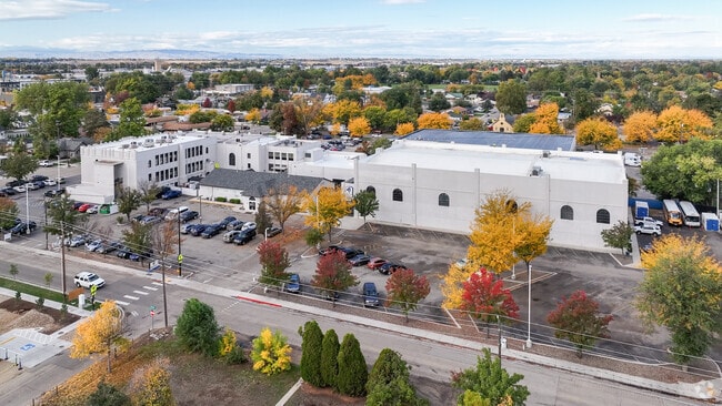 Cole Valley Christian School offers a variety of clubs and sports.