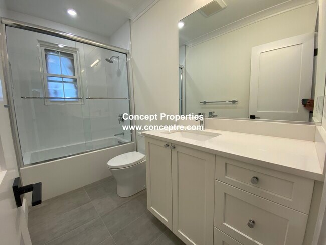 1750 Washington St unit 8, Boston, MA 02118 - photo 5