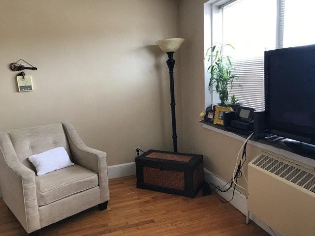 461 Arborway unit 2, Jamaica Plain, MA 02130 - photo 4