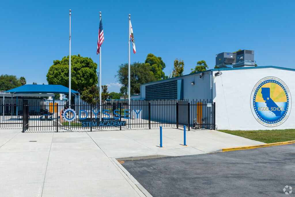 Buena Vista High School, Rankings & Reviews - Homes.com