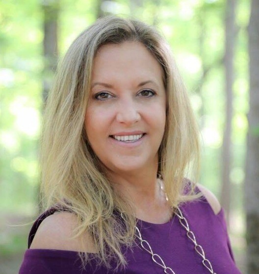 Dee Dee Arrowood Real Estate Agent in Demorest, GA