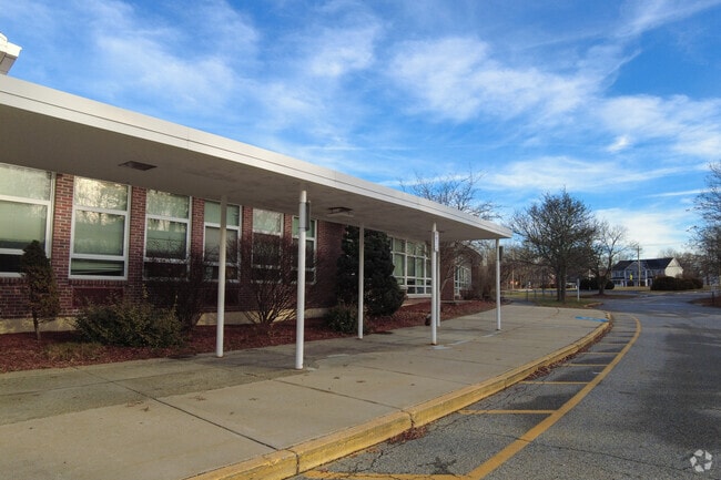 Center Elementary School in Chelmsford has an overall grade of A- on Niche.