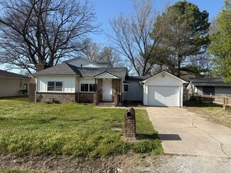 1013 C St, Commerce, OK 74339