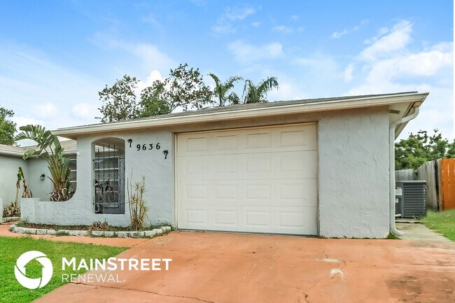 9636 Mark Twain Ln, Port Richey, FL 34668 - photo 3