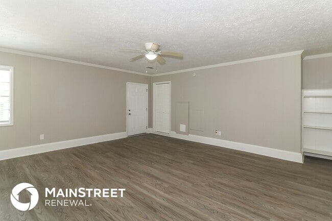 3470 Valley Oaks Rd, Lithonia, GA 30038 - photo 3