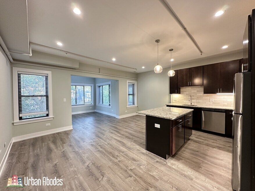 1124 Maple Ave unit J06P, Evanston, IL 60202 - photo 1