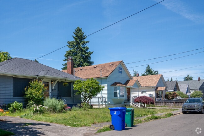 You can find brightly colored homes throughout the Ardenwald neighborhood.