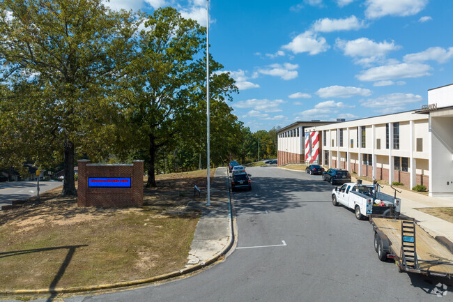 Erwin Middle School serves students from grades 6-8.