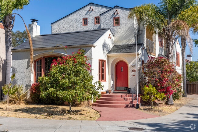 Alameda is home to many beautiful examples of Spanish mission architecture.