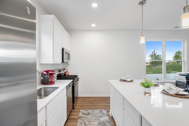 11757 Kentucky St, Crown Point, IN 46307 - photo 5