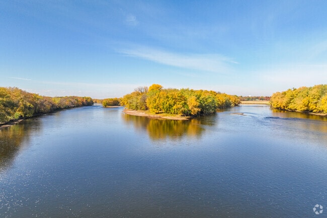 Otsego Regional Park offers sweeping views of the Mississippi River.