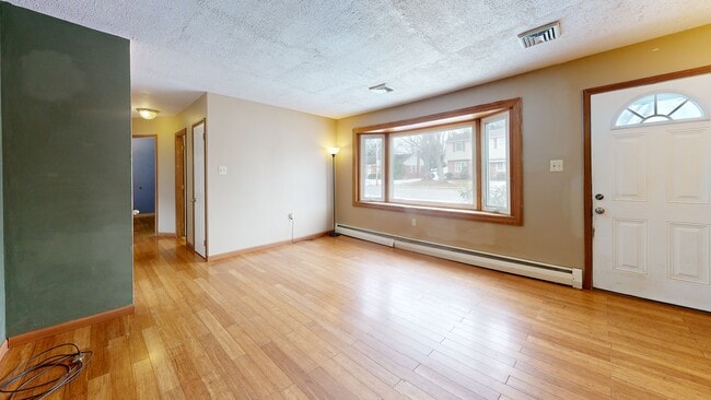 72 Mountain Blvd, Wernersville, PA 19565 - photo 3