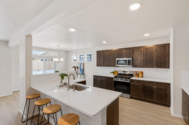 1602 W 68th Ave, Spokane, WA 99224 - photo 2