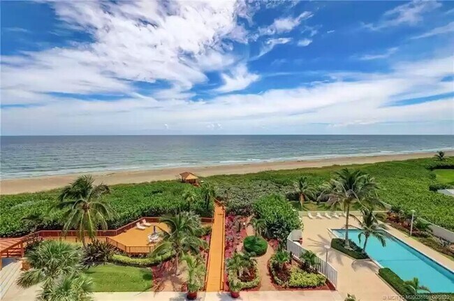 The Island Club unit 11th floor, Jensen Beach, FL 34957 - photo 2