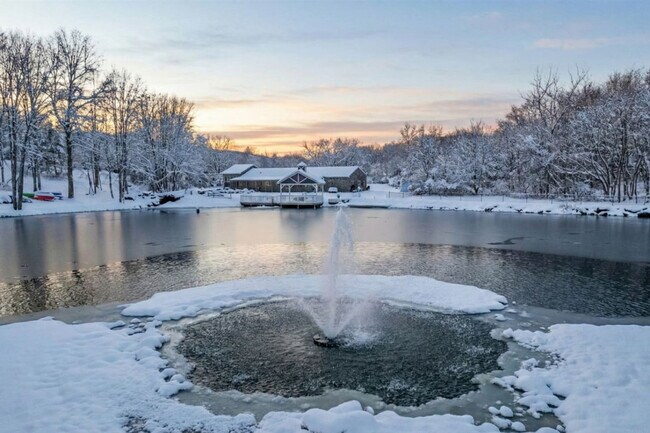 443 Clove Rd unit ID1366357P, Monroe, NY 10950 - photo 5