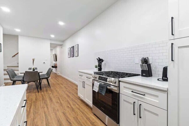 521 Alpine Ave, Pittsburgh, PA 15212 - photo 5