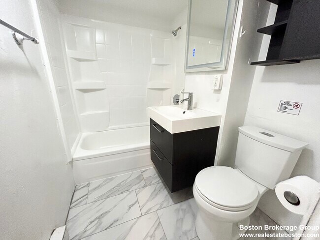 7 Warwick St unit 1, Roxbury Crossing, MA 02120 - photo 7