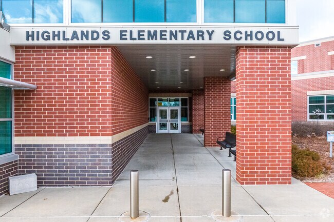 Highlands Elementary School welcomes all students in the neighborhood.