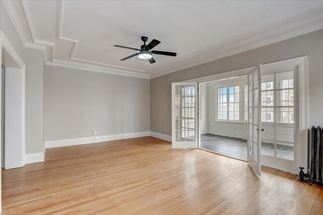 2611-2613 N Stowell Ave, Milwaukee, WI 53211 - photo 5