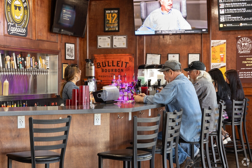 NH_Superstition Country_524905_041924_P2_MD_V1